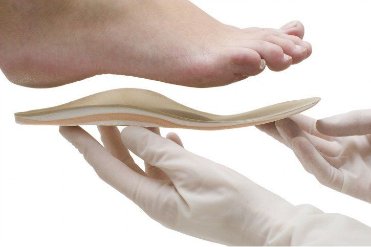Wkładki ortopedyczne - kiedy wskazane jest ich używanie? 